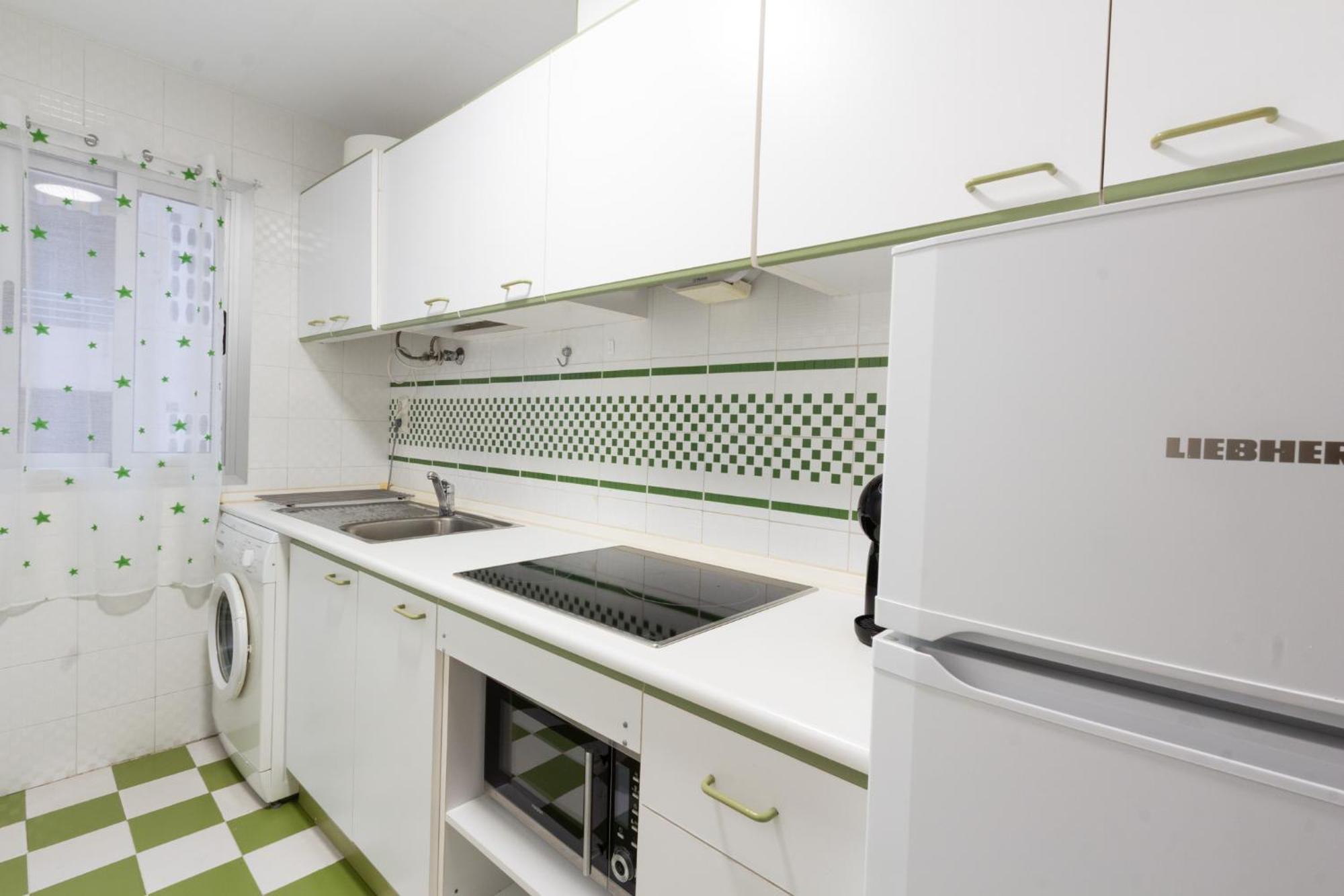 Menabrea Holiday House Near The Beach And Airport Санта-Пола Екстер'єр фото
