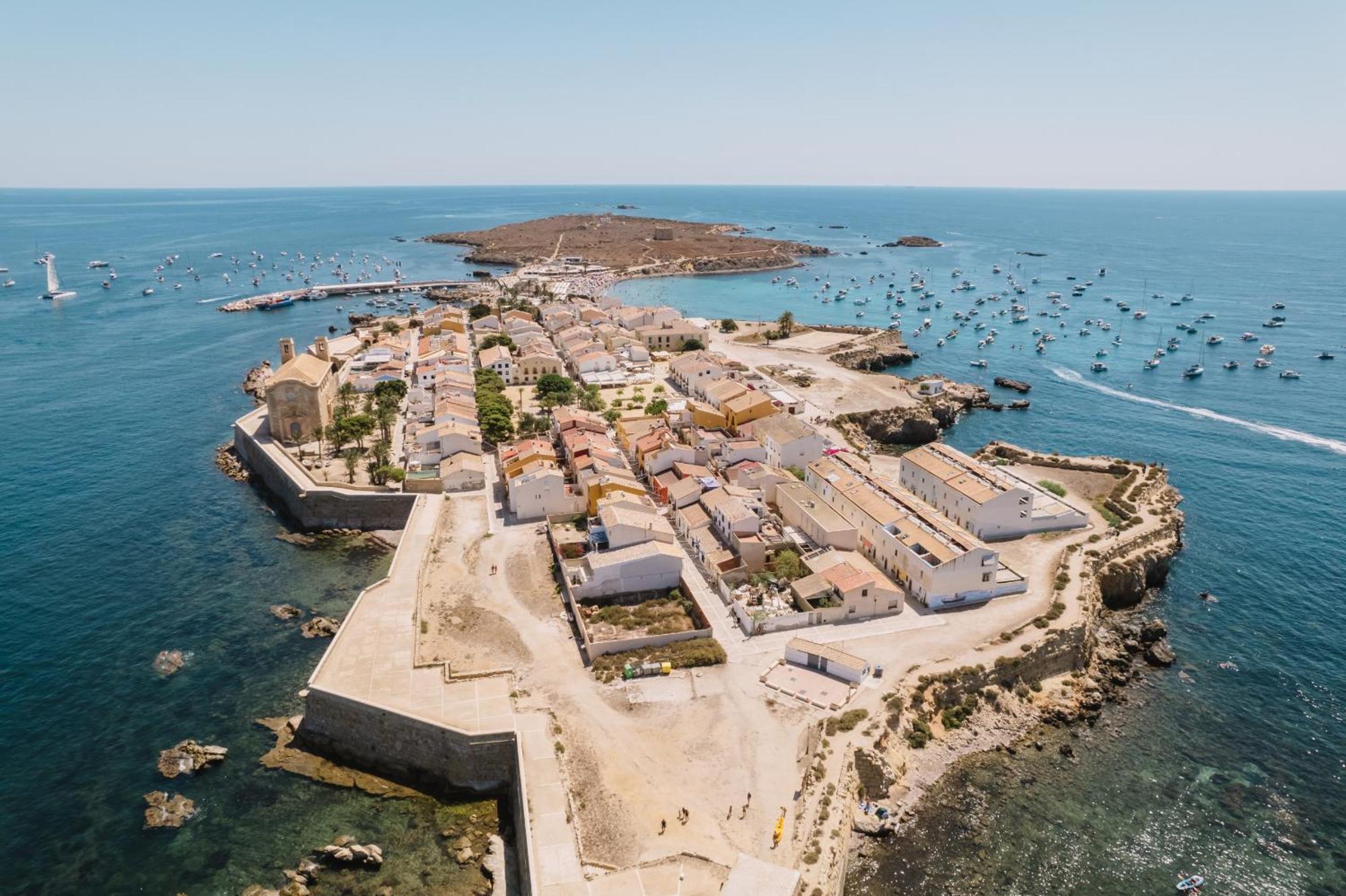 Menabrea Holiday House Near The Beach And Airport Санта-Пола Екстер'єр фото